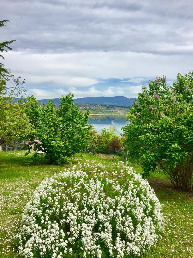 Villa Del Lago Barberino di Mugello Exteriör bild